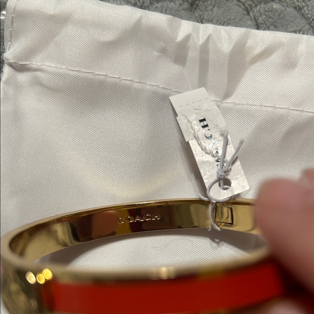Coach Coral and Gold Bracelet - Picture 4 of 6